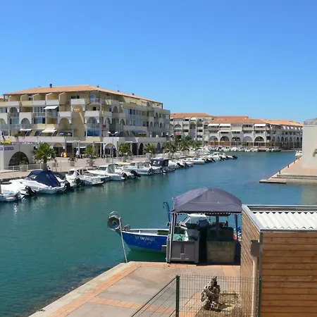 à La Plage, Parking Et Animaux Acceptés - Fr-1-338-552 *